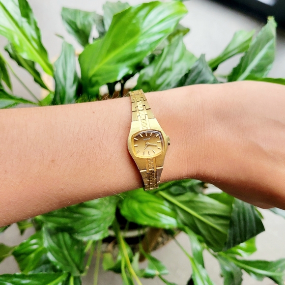 Vintage Perfex 17 Jewels Incabloc Classic Gold Watch - Picture 6 of 10